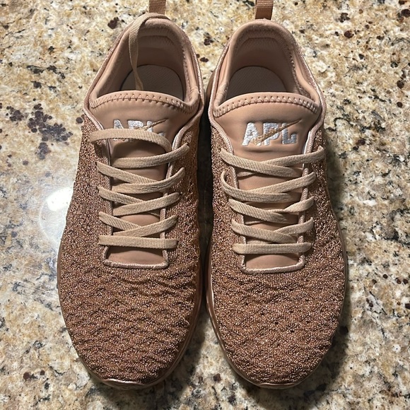 APL worn 2 times - Picture 1 of 6